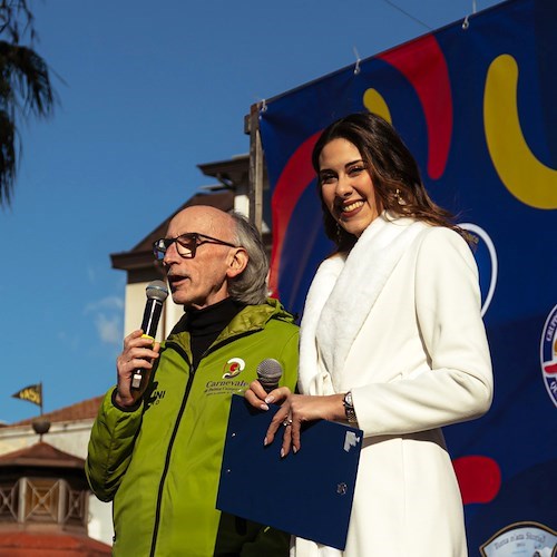 Il Vescovado Grande Attesa Per La Regina Del Carnevale Di Palma