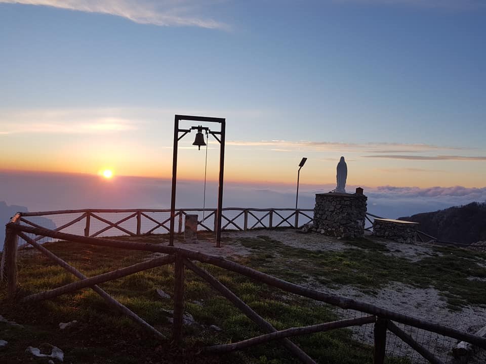 Il Vescovado Scala Festeggia Santa Maria Dei Monti Aprile L