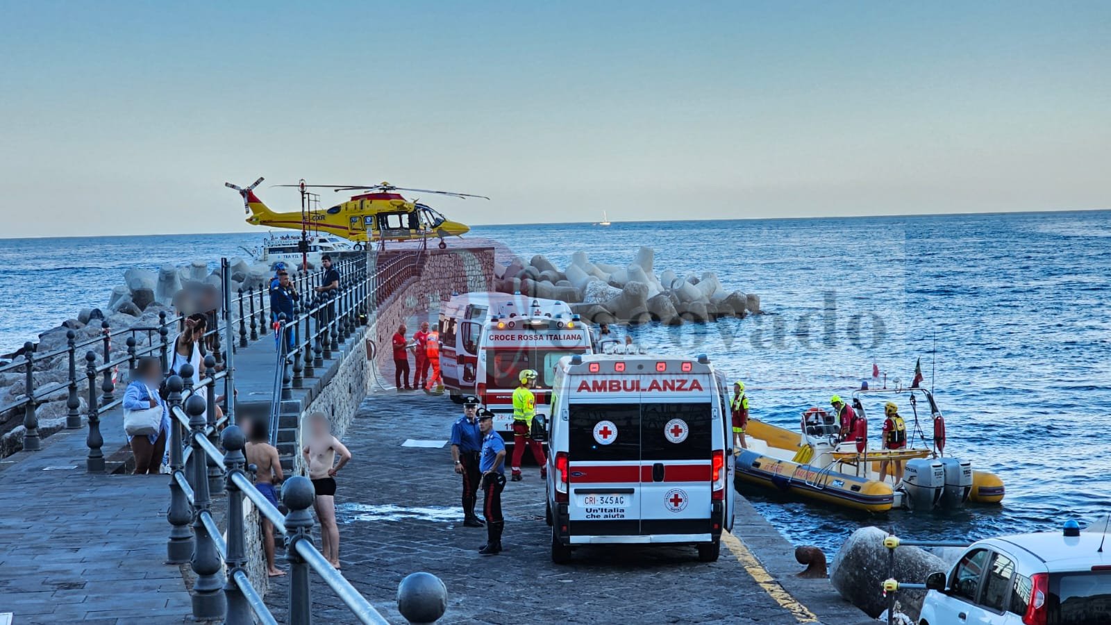 Il Vescovado Tragedia In Mare Una Turista Morta Ambulanze E