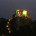 A Conca dei Marini la torre vicereale si illumina del tricolore nazionale