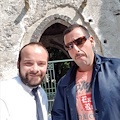 Adam Sandler a Ravello, giro in centro e selfie di simpatia [FOTO]