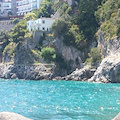 Amalfi, divieto di balneazione alla spiaggia delle Sirene