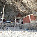 Amalfi: sequestrata una maxi discarica nella grotta di Santa Croce [FOTO]