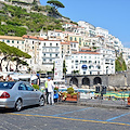 Amalfi, ubriaco alla guida semina il panico in centro. Fermato