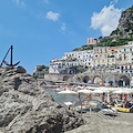 Atrani: 1 euro per fruire della spiaggia libera, esclusi i residenti. È un contributo alle spese di manutenzione