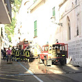 Atrani: casa in fiamme all'alba, proprietaria salva per miracolo /FOTO