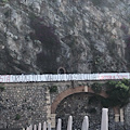 Buon compleanno Salernitana: in Costiera Amalfitana uno striscione per i 101 anni della squadra granata