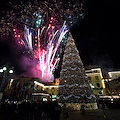 Capodanno a Sorrento tra fuochi pirotecnici, folclore e musica in piazza 