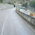 Carburante su asfalto a Scala, pericolo per circolazione [FOTO]