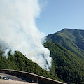 Corbara-Tramonti, vegetazione in fumo anche oggi [FOTO]