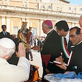 Da Maiori a Piazza San Pietro: 16 anni fa l’omaggio di Giovanni Paolo II alla statua di Santa Maria a Mare