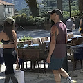 Ed Westwick a Ravello: l'attore di Gossip Girl sceglie Villa Cimbrone [FOTO]