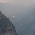 Fiamme anche a Valle delle Ferriere: situazione sotto controllo, si attendono mezzi aerei