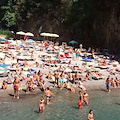 Fiordo di Furore: continuava a fittare sdraio e ombrelloni senza autorizzazione, denunciato [FOTO]