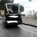 Furbetti del parcheggio. Autisti di bus turistici stanati e multati dalla Polizia locale di Maiori 