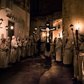 Giovedì Santo da Atrani ad Amalfi sulla via della Passione di Cristo 