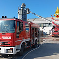 Incendio in un'azienda di falegnameria a Battipaglia: Vigili del Fuoco evitano il peggio, nessun ferito