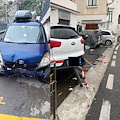 Incidente nella notte ad Atrani: auto finisce contro veicoli in sosta, illeso conducente [FOTO]