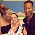 John Legend innamorato della cucina di Cumpà Cosimo e di 'mama' Netta /FOTO