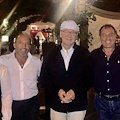 Kevin Spacey trova gusto a 'girare' in Costiera Amalfitana: ieri sera tappa al Giardiniello [FOTO]