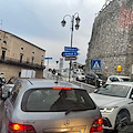 L’ordinanza su targhe alterne e limiti ai bus in Costa d'Amalfi resta in vigore, la sentenza del TAR