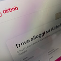 Locazioni brevi, Airbnb preleverà in automatico anche la tassa di soggiorno