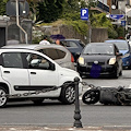 Maiori, incidente sulla Statale tra un’auto e uno scooter: giovane al pronto soccorso