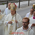 Mons. Orazio Soricelli proseguirà il suo ministero nonostante la malattia: «Mi affido alla forza della preghiera» 