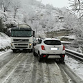 Neve: mezzi in panne a Tramonti [FOTO-VIDEO]