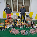 Pagani, maxi operazione contro il commercio illegale di fuochi d’artificio: sequestrati oltre 11 kg di esplosivo