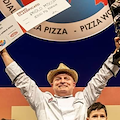 Paolo Moccia di Tramonti è campione mondiale, la sua pizza classica si aggiudica il primo posto a Parma 