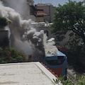 Positano: fumo dal bus interno, paura tra la gente [VIDEO]