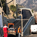 Ravello, asfaltata la "rampa Auditorium": sarà a senso unico, varianti apportate non convincono [FOTO-VIDEO]