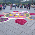 Ravello: per il Corpus Domini si rinnova la tradizione dei tappeti di fiori, con entusiasmo e partecipazione [FOTO]