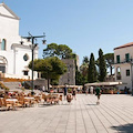 Ravello, si affitta locale commerciale nel centro storico