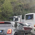 Rischio caduta massi: lavori urgenti al Valico di Chiunzi, strada chiusa a senso alternato e traffico in tilt [FOTO]