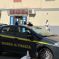 Salerno, sospeso per un anno Luogotenente Guardia di Finanza per corruzione