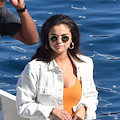 Selena Gomez tra Capri e la Costiera: vacanza con amici per l'ex "maga di Waverly"