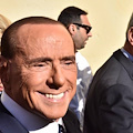 Silvio Berlusconi positivo al Covid: è asintomatico e resta a lavorare ad Arcore