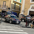 Spaccio e uso di stupefacenti, stamani i controlli con le unità cinofile a scuola e in strada