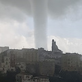 Spettacolare tromba marina tra Salerno e Vietri. Danni al porto [FOTO]