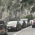 Strada chiusa al valico e traffico in tilt sull'Amalfitana [FOTO]