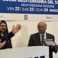 Sviluppo e Turismo: al sindaco Raffaele Ferraioli il premio "Campania... Anema e Core"