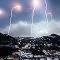 Torna l’allerta meteo: dal pomeriggio temporali e criticità Gialla sulla Campania