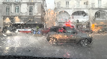 Allerta meteo gialla in Campania: temporali e rischio idrogeologico dalle 18