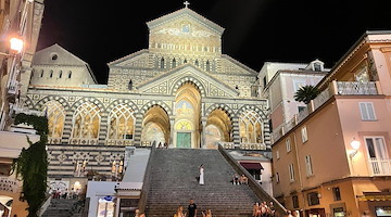 Amalfi, turisti sempre più parte della comunità: cittadini scrivono insieme il Galateo