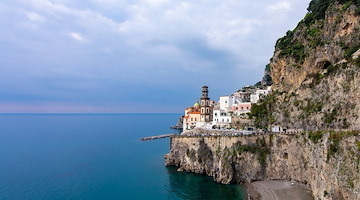 Atrani celebra la Giornata Internazionale della Donna con una mostra d’arte ceramica al femminile