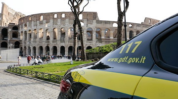 Blitz della Guardia di Finanza al Campidoglio, nel mirino anche fondi per il Giubileo