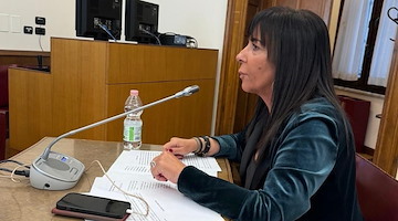 Campania, Vietri (FdI): «De Luca spreca 2,5 milioni per manifesti contro il Governo. I prossimi contro il Pd?»