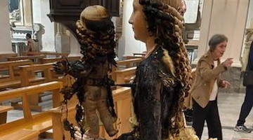 Cava de' Tirreni, appicca fuoco alla Statua della Madonna nella chiesa di Pregiato. Fermata 50enne in stato di confusione [FOTO]